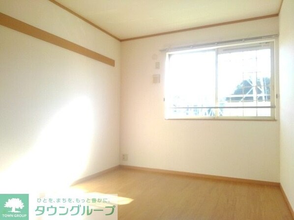 ラシーヌ弐番館の物件内観写真